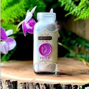 The potion masters Frolic Skin polish​